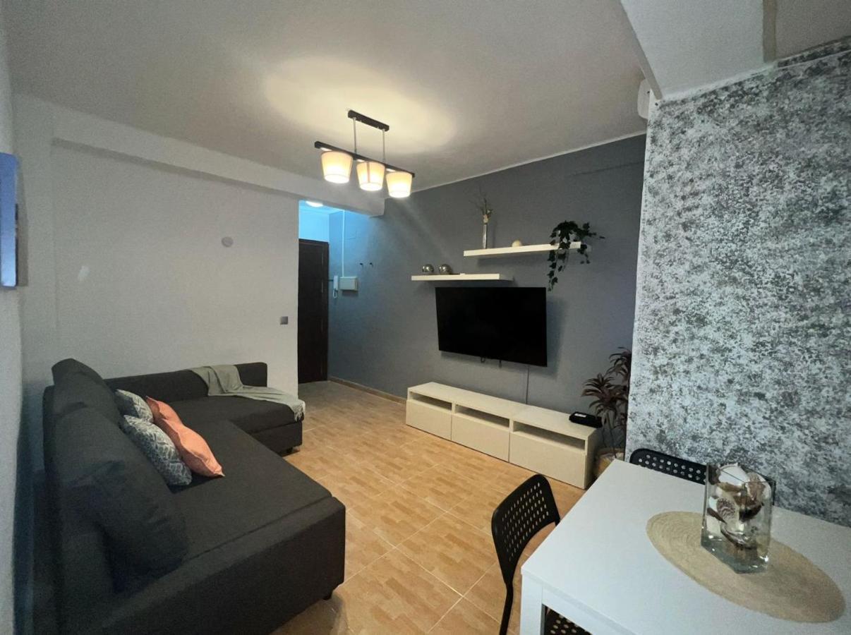 Holidays2Malaga 2 Bedroom Armengual De La Mota Close Shopping Center المظهر الخارجي الصورة