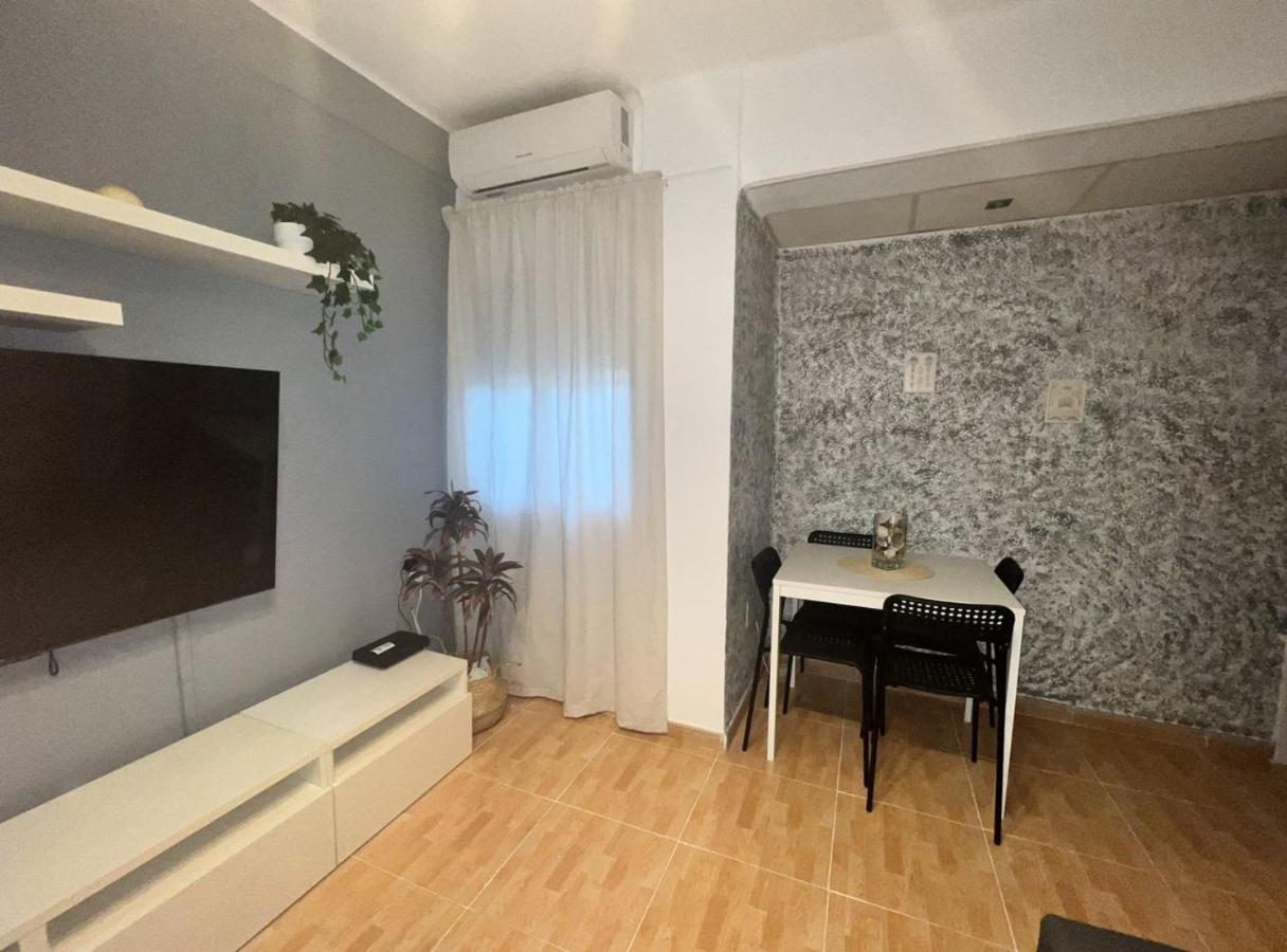 Holidays2Malaga 2 Bedroom Armengual De La Mota Close Shopping Center المظهر الخارجي الصورة
